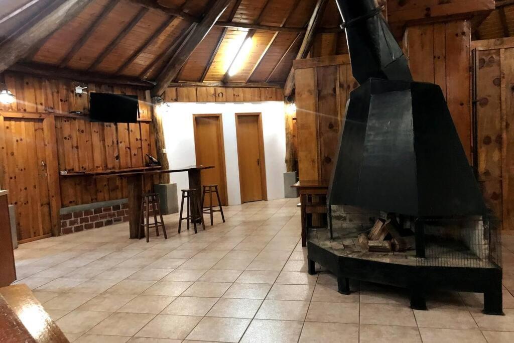 Galpao Rustico No Vale Dos Vinhedos Villa Bento Goncalves Exterior photo